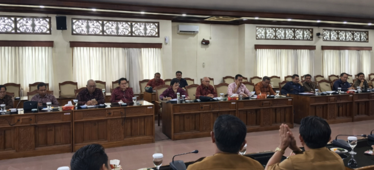 Sengketa Tanah Siswa SMAN 1 Sidemen Masuk Bergilir