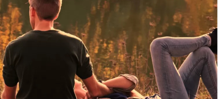 Tips Membangun Komunikasi Harmonis Dengan Pasangan Hidup