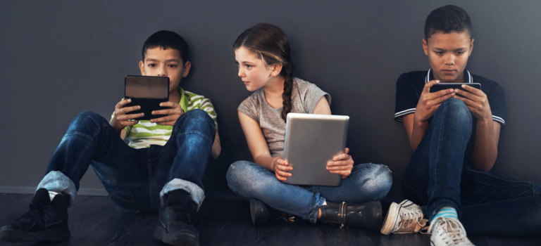 Cara Fokus Belajar di Tengah Gangguan Gadget