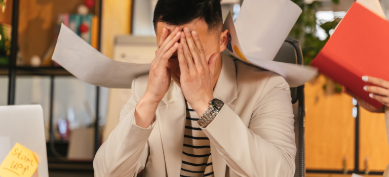 Fenomena Burnout Melanda Banyak Pekerja Usia Muda