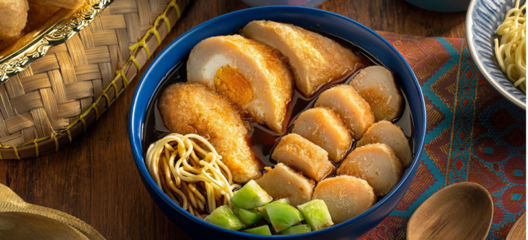 Nilai Budaya dan Sejarah di Balik Sepiring Pempek