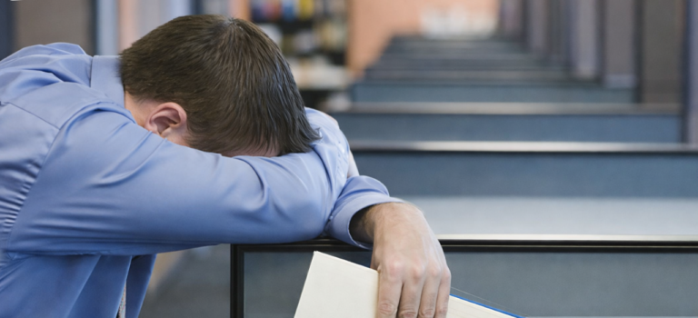 Dampak Psikologis Kerja Jarak Jauh Bagi Karyawan Dampak Psikologis Kerja Jarak Jauh Bagi Karyawan