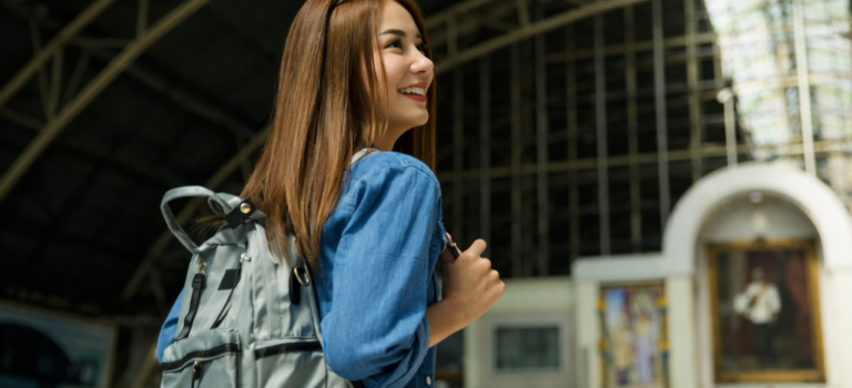 Tips Solo Traveling Aman Dan Menyenangkan Sekali